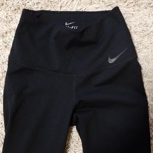 Nike leggings